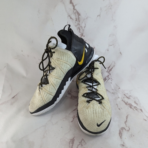 Nike LeBron 18 Lakers Home Mens 14 CQ9283-100 Amarillo Gold White Sneaker Shoe